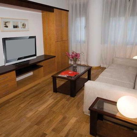 Suites Kris Aeropuerto Мадрид Экстерьер фото